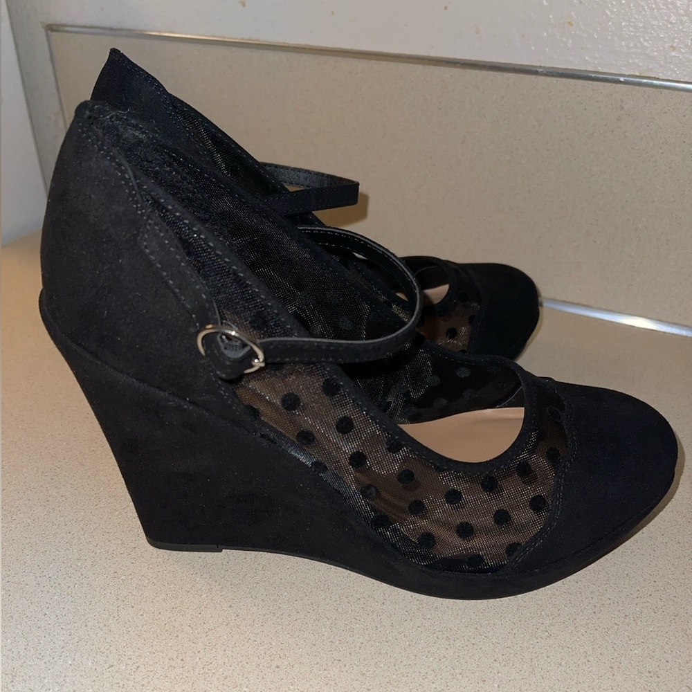 Torrid Dot Black Mesh Platform Wedge 91/2 WW New